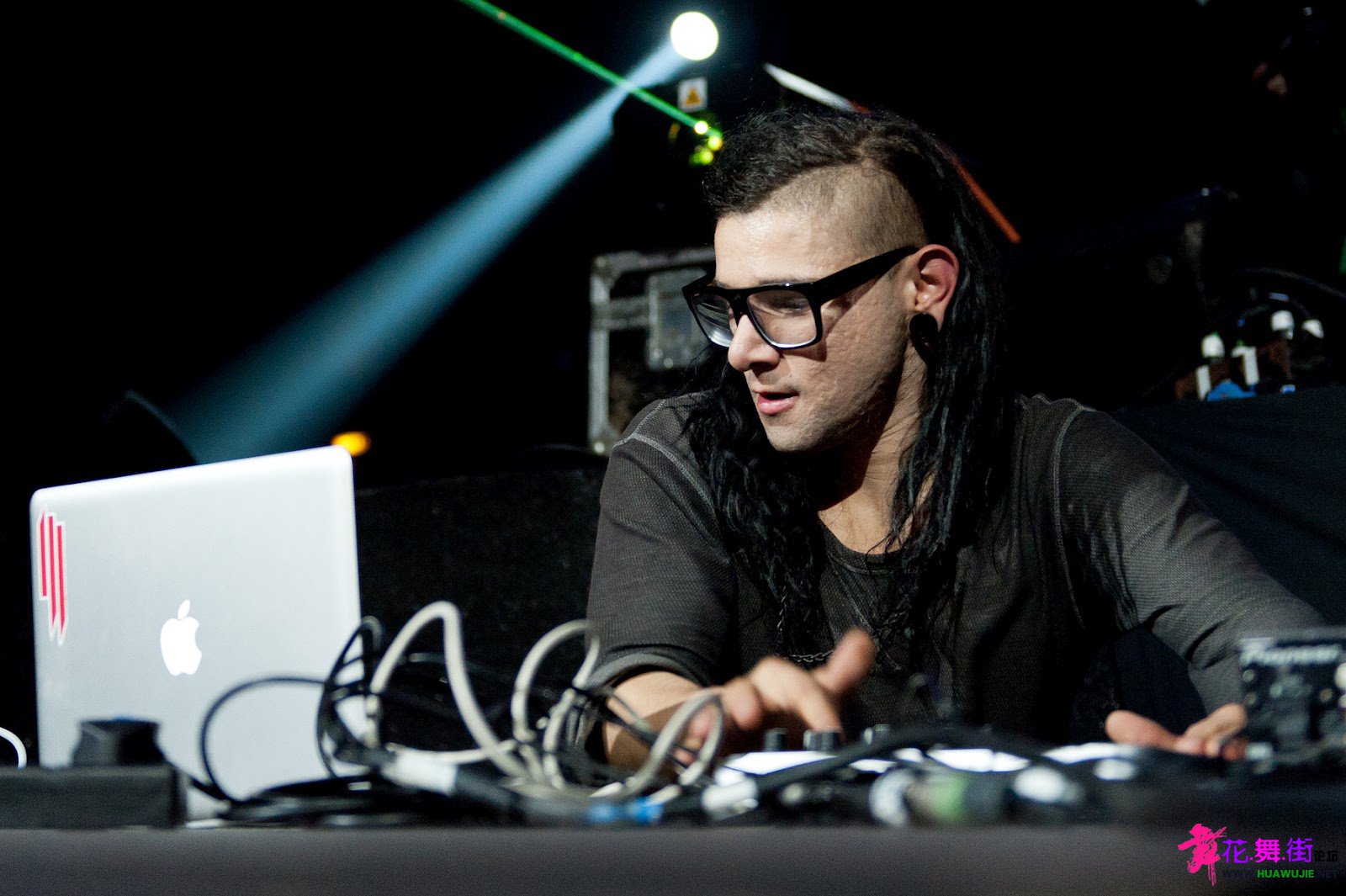 Skrillex.jpg